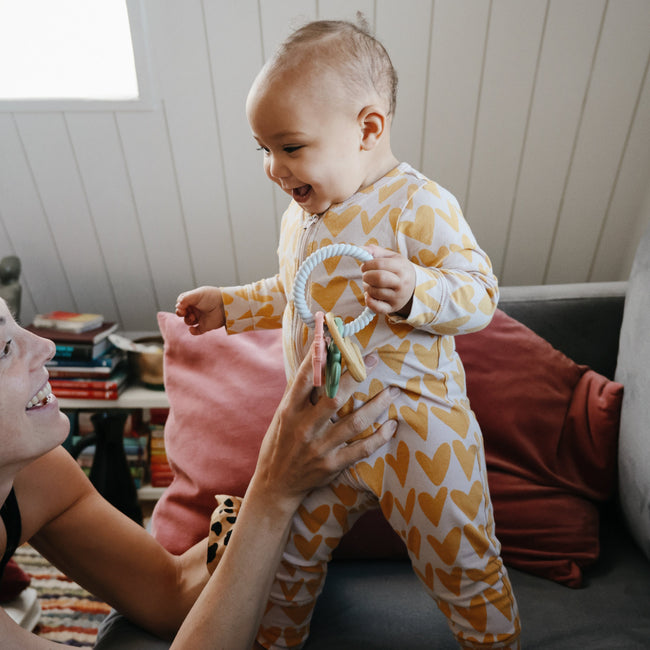 MTR-103, Mushie Teething Ring