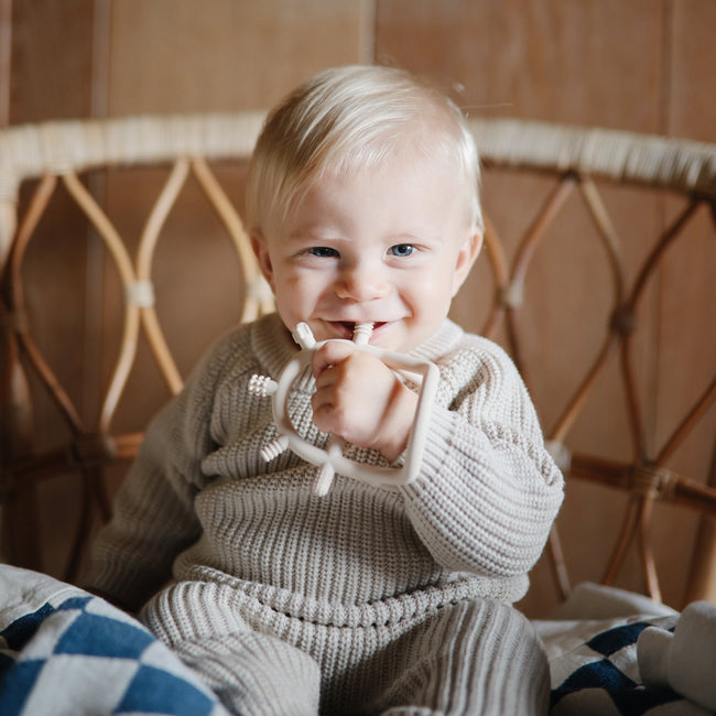 MTT-138, Mushie No-Drop Sensory Teether
