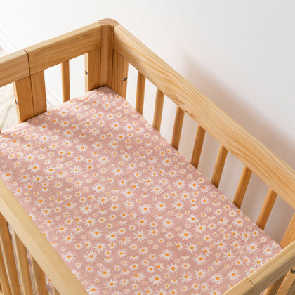 T28034,Babyletto,Daisy Muslin All-Stages Bassinet Sheet in GOTS Certified Organic Cotton