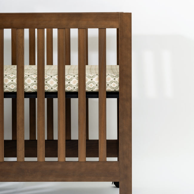 T34336JSR,Babyletto,Nate Berkus x Babyletto Mini Crib Sheet in Juniper Star