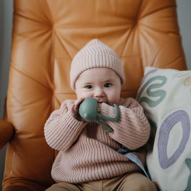 MTT-141, Mushie No-Drop Teether
