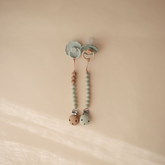 MPC-9015, Silicone Pacifier Clip | Eva